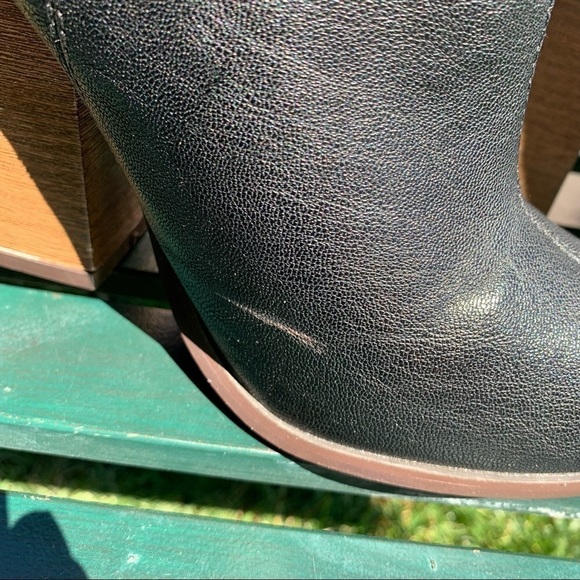 Torrid Vazan stacked heel ankle boots - Picture 9 of 10
